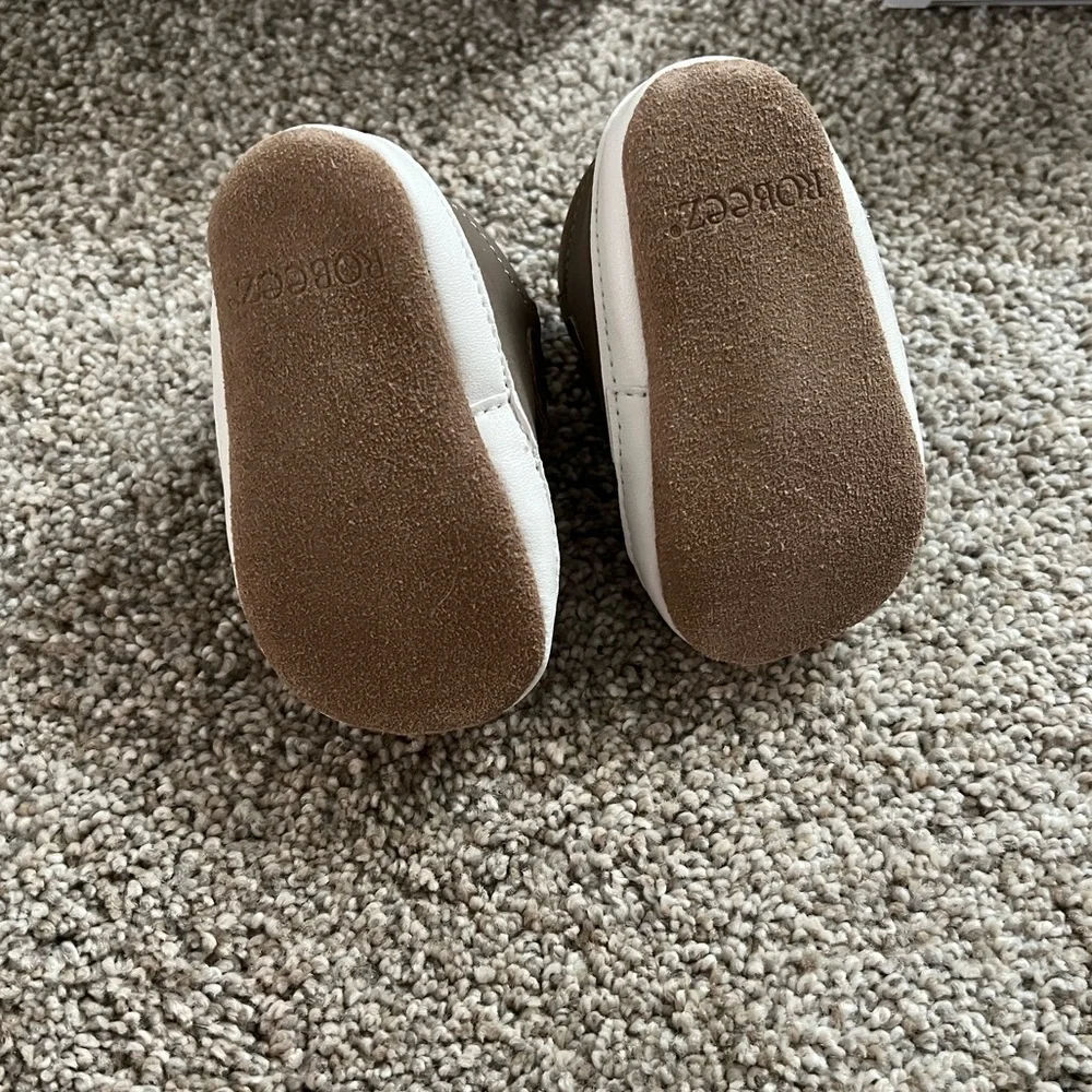 Robeez Tan Baby Walker Shoes